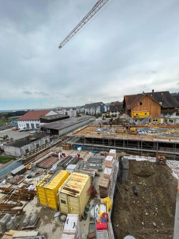 Haus 1 mit Tiefgarageneinfahrt